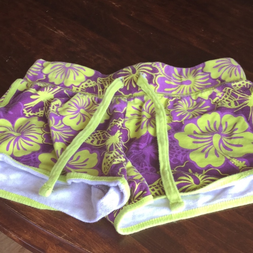 Tropical low shorts
